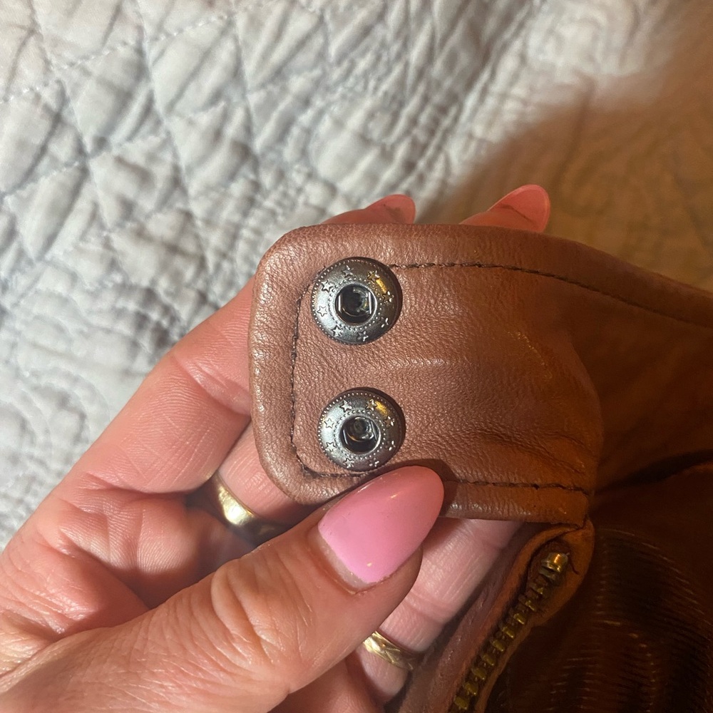 Bernardo Women's Tan/coffee with a hint of cream Leather Jacket - Picture 11 of 14